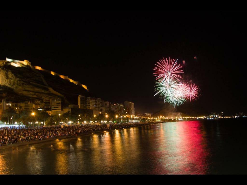 Stunning Sea View Apartment Alicante Luaran gambar